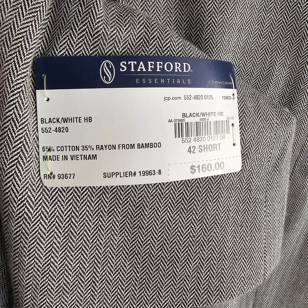 Stafford Essentials Men's Gray‎ Herringbone Classic Fit Sports Coat 42 Short NWT